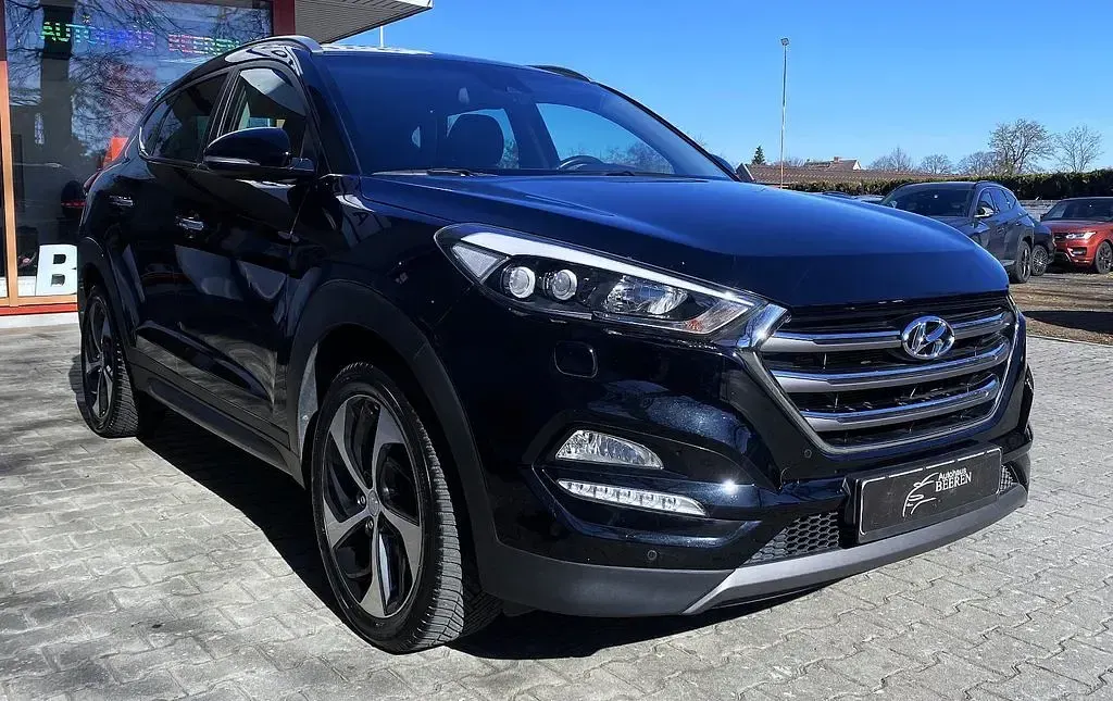 Gebraucht Hyundai Tucson Trend 177 PS (130 kW) 2016 Schwarz SUV