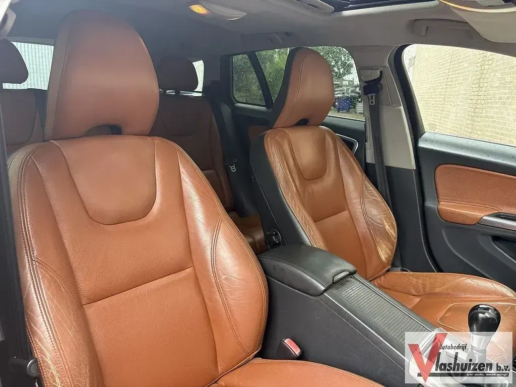 Gebraucht Volvo V60 Kinetic 163 PS (119 kW) 2011 Kombi