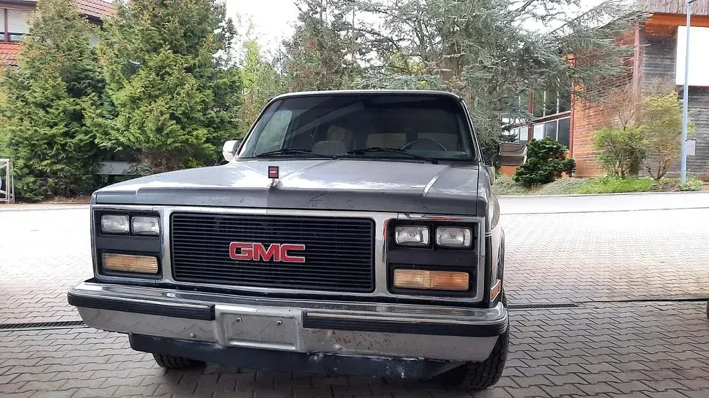 Gebraucht Chevrolet Suburban 203 PS (149 kW) 1989 Grau SUV