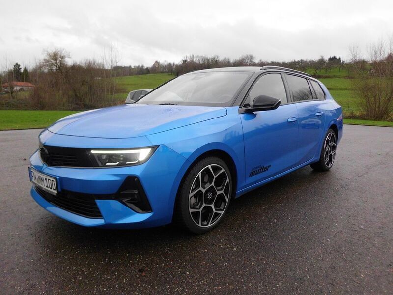 Blau Gebraucht 2024 Opel Astra GS Line Kombi | 34.000 € (Teuer) - Bild 1/4