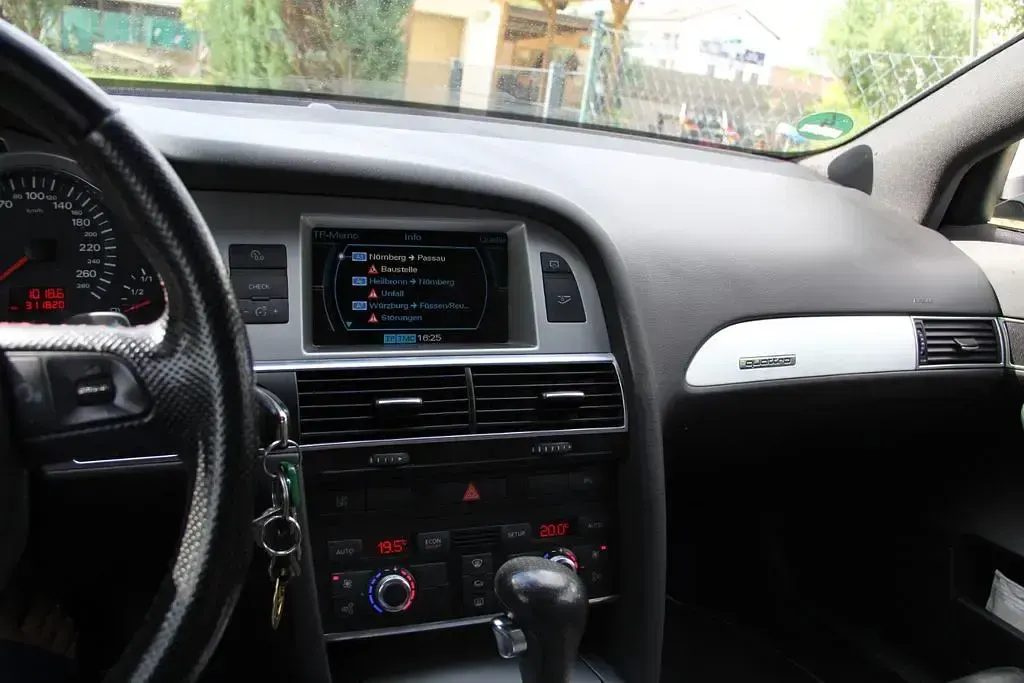 Gebraucht Audi A6 S-Line 232 PS (170 kW) 2009 Silber Kombi