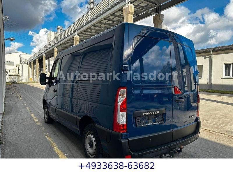 Gebraucht Renault Master 110 PS (80 kW) 2015 Blau Van