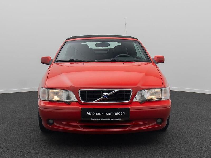 Gebraucht Volvo C70 163 PS (119 kW) 2000 Classic redgrau Cabrio