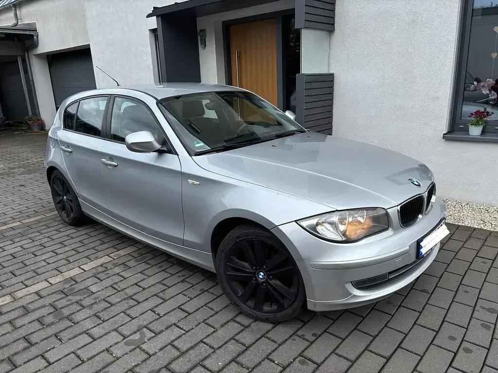Gebraucht BMW 116 Advantage 116 PS (85 kW) 2009 Silber Kleinwagen