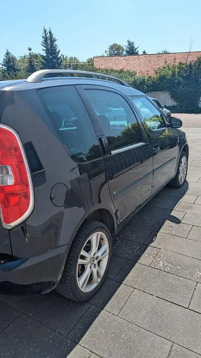 Gebraucht Skoda Roomster 86 PS (63 kW) 2009 Schwarz Van / Kleinbus