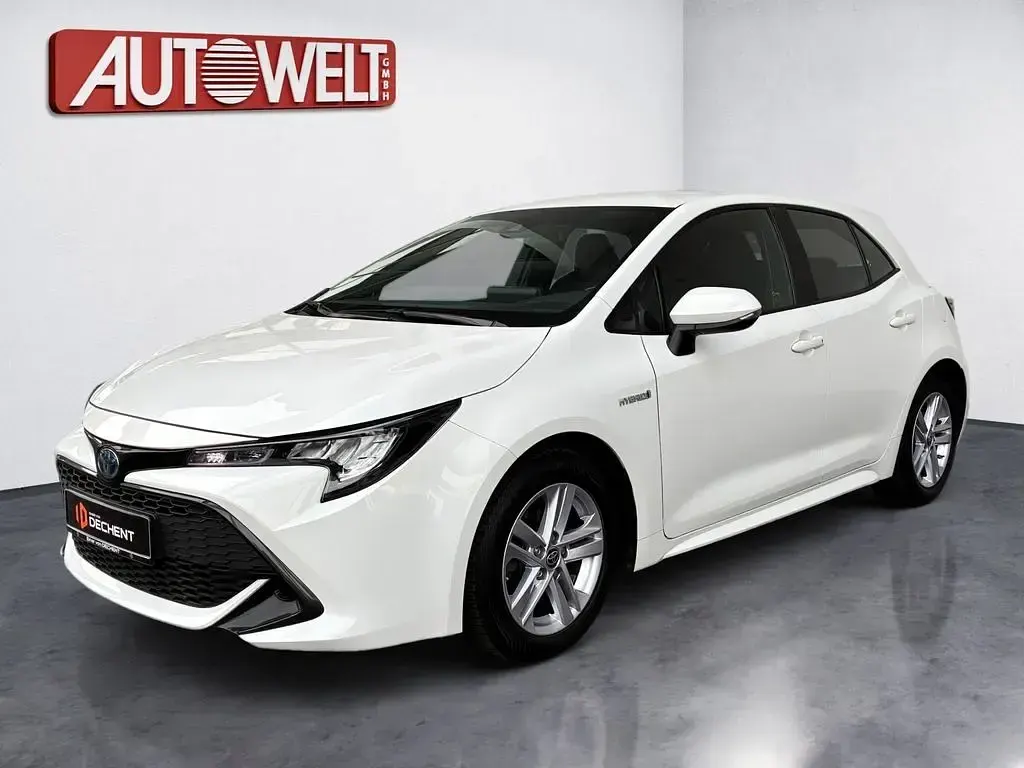 Gebraucht Toyota Corolla Comfort 122 PS (89 kW) 2021 Weiß Limousine