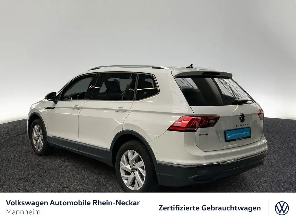 Gebraucht VW Tiguan Allspace Life 150 PS (110 kW) 2022 Pure white SUV