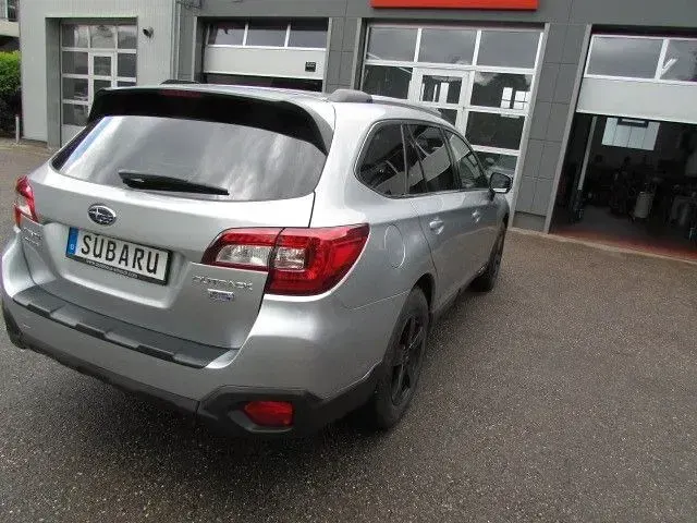 Gebraucht Subaru Outback Comfort 150 PS (110 kW) 2015 Silber Kombi