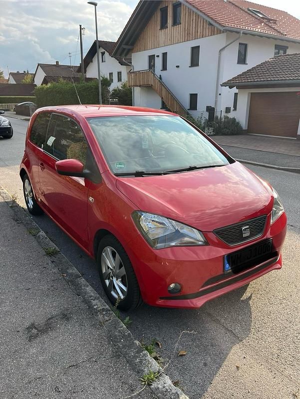 Rot Gebraucht 2012 Seat Mii Kleinwagen | 5.200 € (Fairer Preis) - Bild 1/4