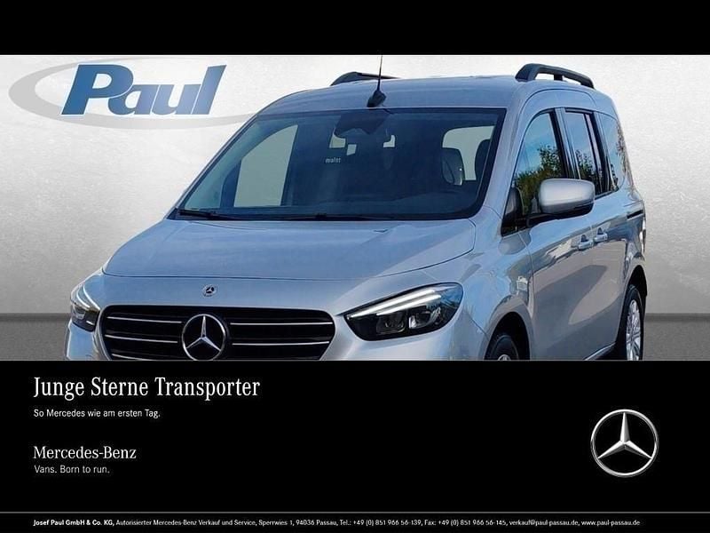 Silber Gebraucht 2023 Mercedes 180 Progressive Limousine | 26.900 € (Fairer Preis) - Bild 1/4