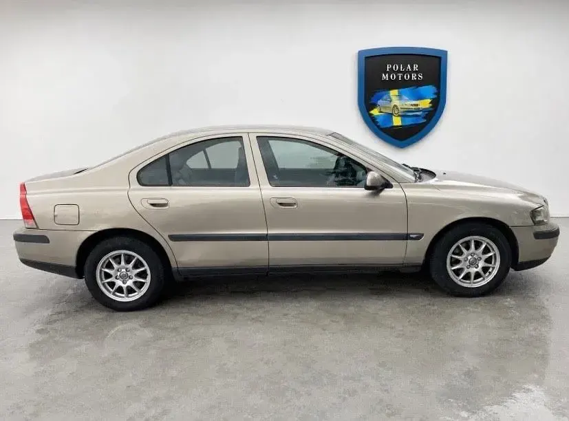 Gebraucht Volvo S60 140 PS (102 kW) 2002 Braun Limousine