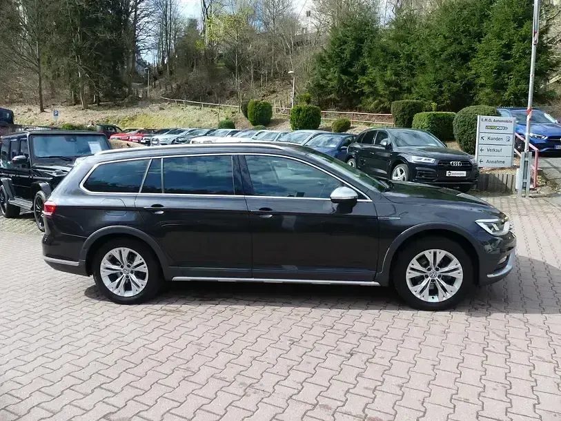 Gebraucht VW Passat Alltrack 190 PS (139 kW) 2019 Schwarz Kombi