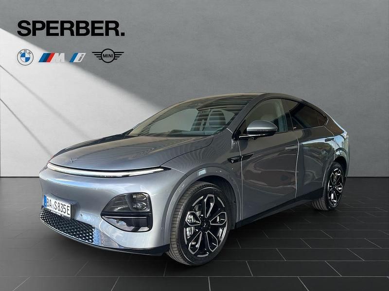 Grau Gebraucht 2025 XPENG G6 AWD Performance SUV | 48.990 € (Fairer Preis) - Bild 1/4
