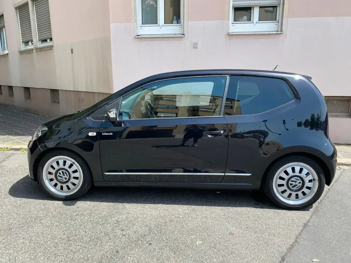 Gebraucht VW up! 75 PS (55 kW) 2012 Schwarz Kleinwagen