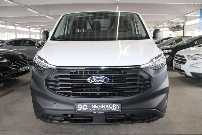 Second-hand Ford Transit Custom 110 CP (80 kW) 2024 Alb Berlinǎ