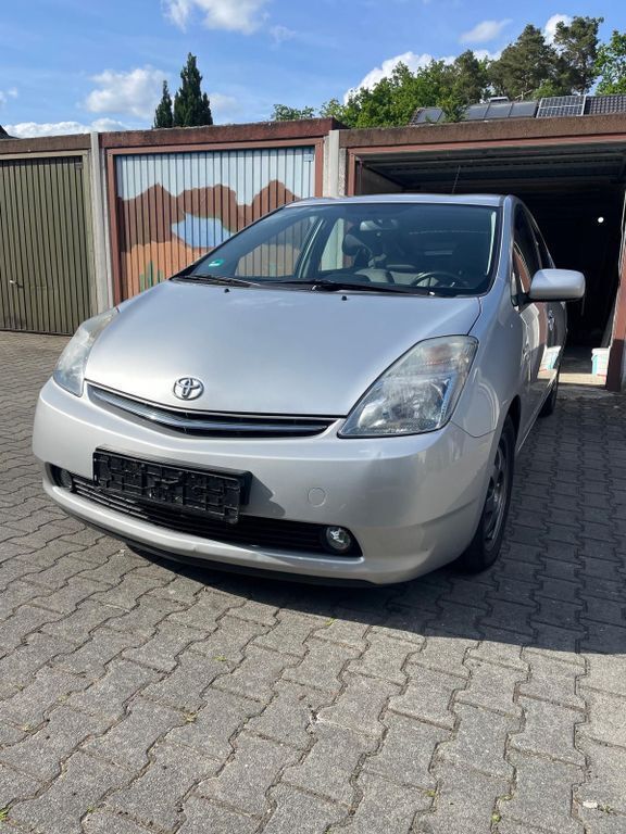 Grau Gebraucht 2006 Toyota Prius Sol Kleinwagen | 4.299 € (Fairer Preis) - Bild 1/4