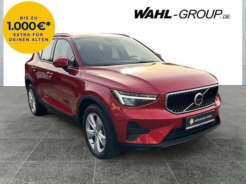 Gebraucht Volvo XC40 Core 163 PS (119 kW) 2024 Rot SUV
