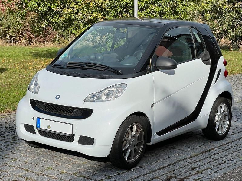 Gebraucht Smart ForTwo Coupé Pulse 84 PS (61 kW) 2011 Weiß Coupé