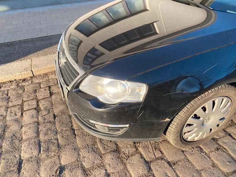 Gebraucht VW Passat 140 PS (102 kW) 2010 Schwarz Kombi