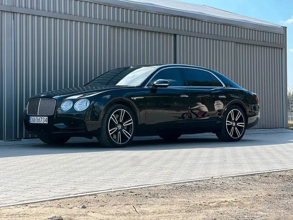 Gebraucht Bentley Flying Spur 521 PS (383 kW) 2017 Schwarz Limousine