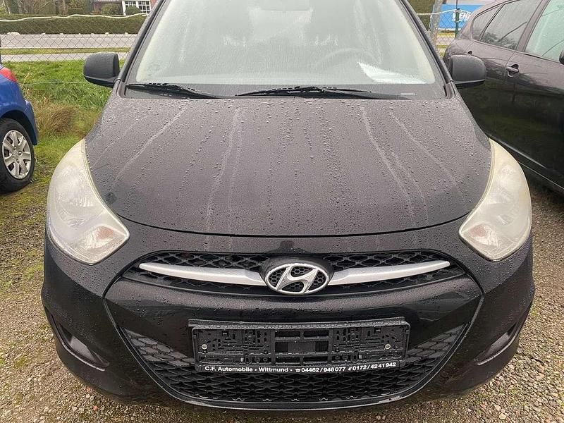 Schwarz Gebraucht 2011 Hyundai i10 Edition Kleinwagen | 3.500 € (Fairer Preis) - Bild 1/4
