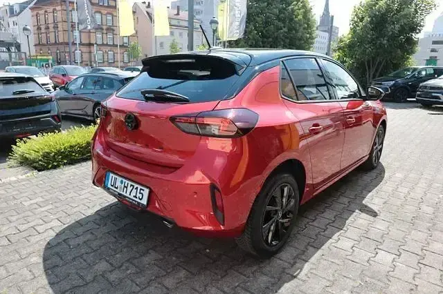Gebraucht Opel Corsa 101 PS (74 kW) 2025 Rot Limousine