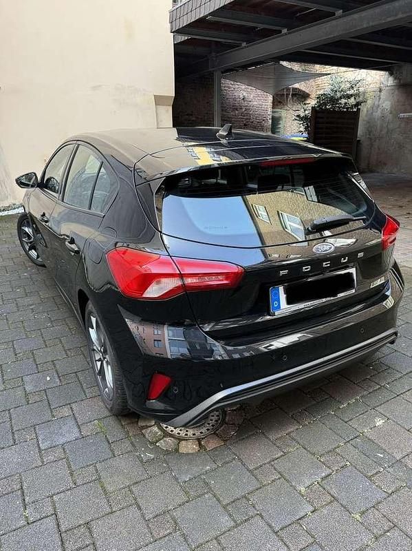 Gebraucht Ford Focus ST-Line 125 PS (91 kW) 2019 Limousine