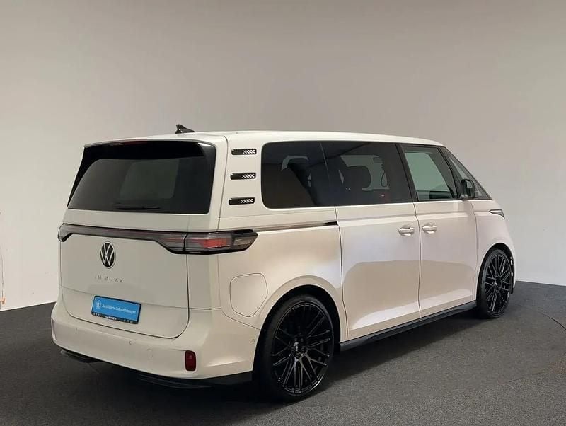 Gebraucht VW ID. Buzz Pro 150 kW (204 PS) 2023 Weiss Van / Kleinbus