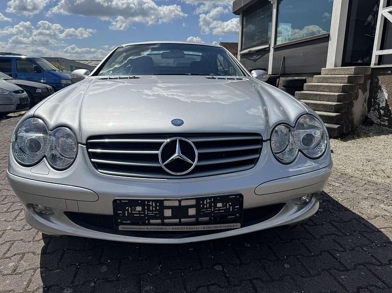 Gebraucht Mercedes SL350 245 PS (180 kW) 2003 Brillantsilber  metalliclack Cabrio