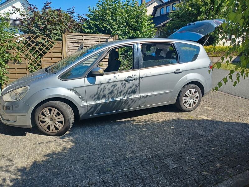 Silber Gebraucht 2006 Ford S-MAX Titanium Van / Kleinbus | 1.500 € (Superpreis) - Bild 1/4