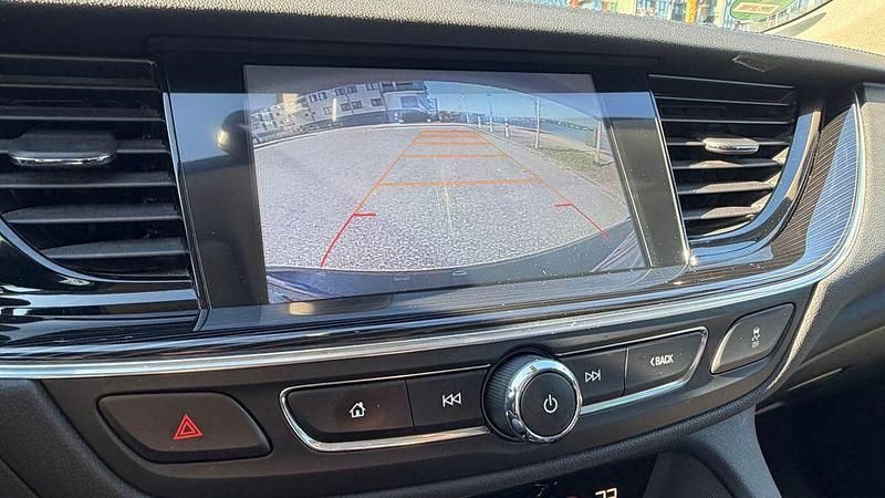 Gebraucht Opel Insignia Innovation 165 PS (121 kW) 2017 Schwarz Kombi