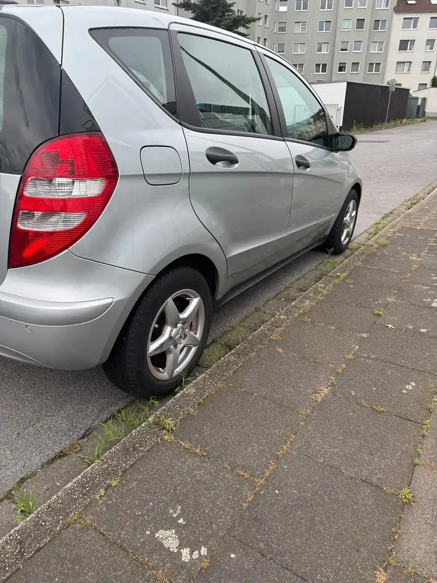 Gebraucht Mercedes A150 95 PS (69 kW) 2005 Grau Kleinwagen