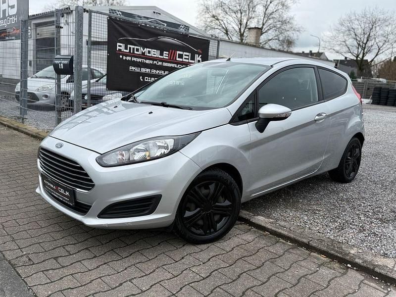 Gebraucht Ford Fiesta Trend 82 PS (60 kW) 2014 Silber Kleinwagen