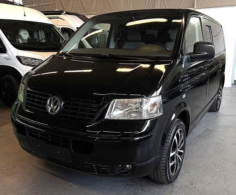Usata VW Transporter 235 CV (172 kW) 2008 Nero Furgone