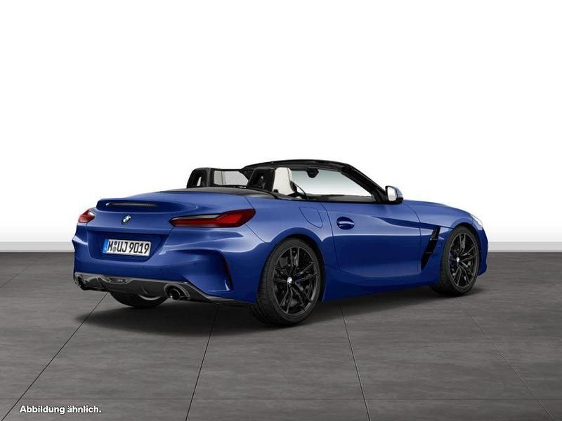 Gebraucht BMW Z4 M Sport 197 PS (144 kW) 2025 Portimao blau Cabrio