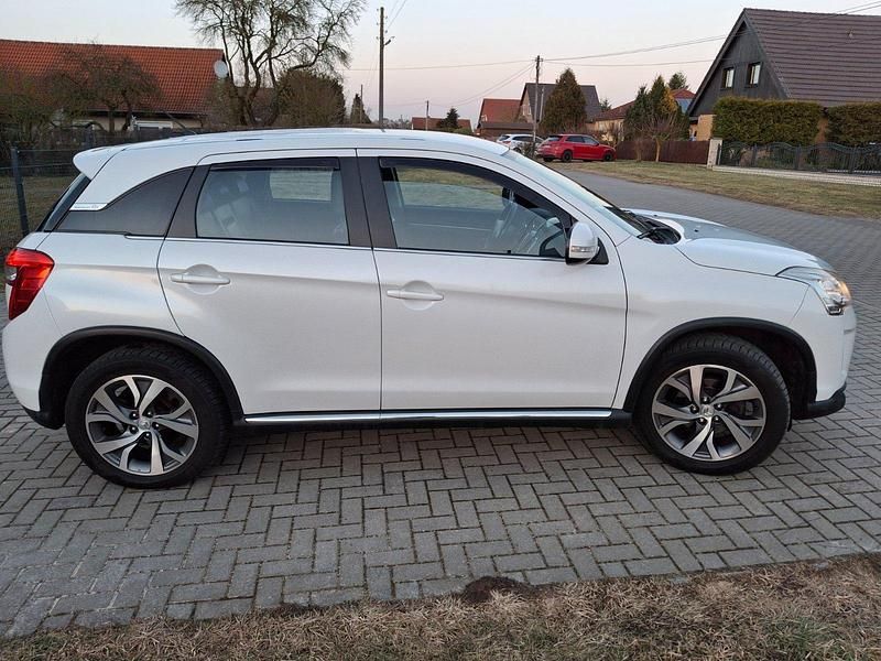 Gebraucht Citroën C4 150 PS (110 kW) 2012 Weiß Kleinwagen