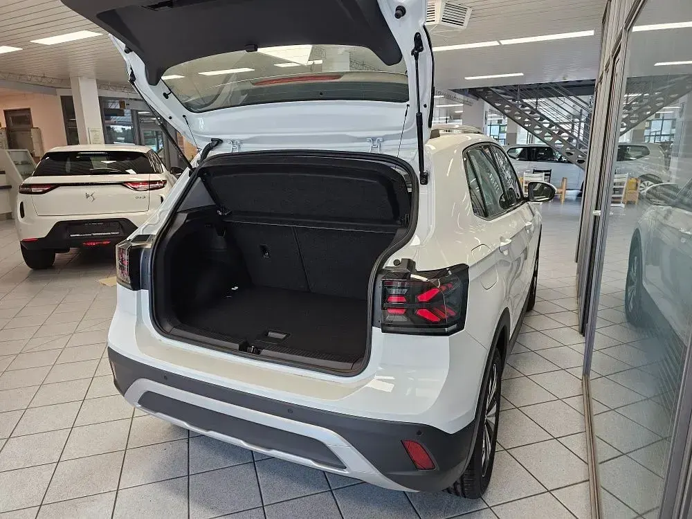 Neu VW T-Cross Style 116 PS (85 kW) 2025 Weiß SUV
