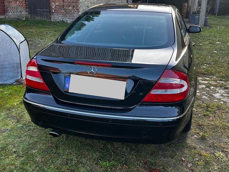 Gebraucht Mercedes CLK320 218 PS (160 kW) 2002 Schwarz Coupé