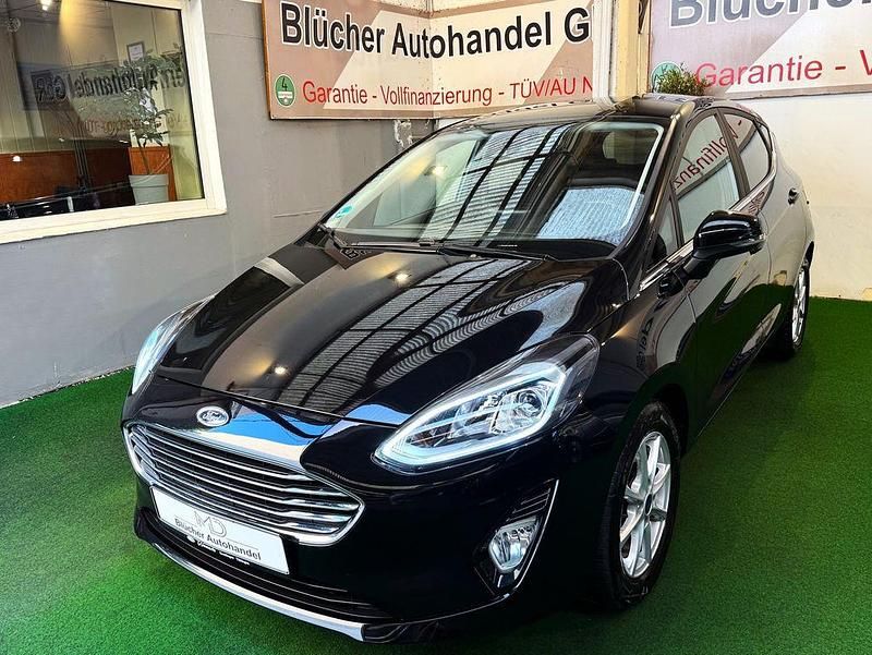 Agate black (metallic) Gebraucht 2021 Ford Fiesta Titanium Kleinwagen | 14.950 € (Superpreis) - Bild 1/4