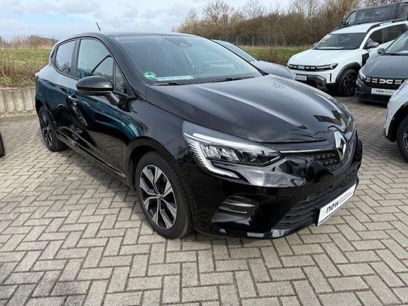 Gebraucht Renault Clio V Evolution 67 PS (49 kW) 2023 Schwarz Limousine