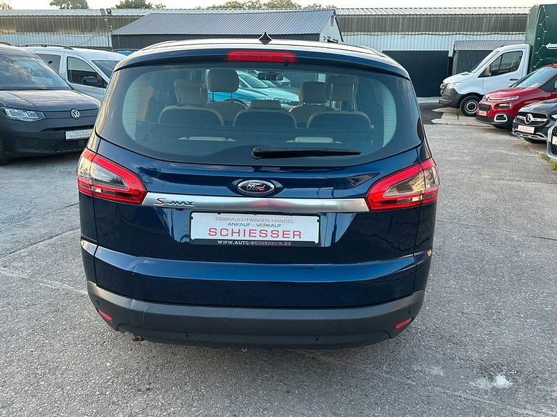 Gebraucht Ford S-MAX Titanium 163 PS (119 kW) 2012 Blau Van / Kleinbus