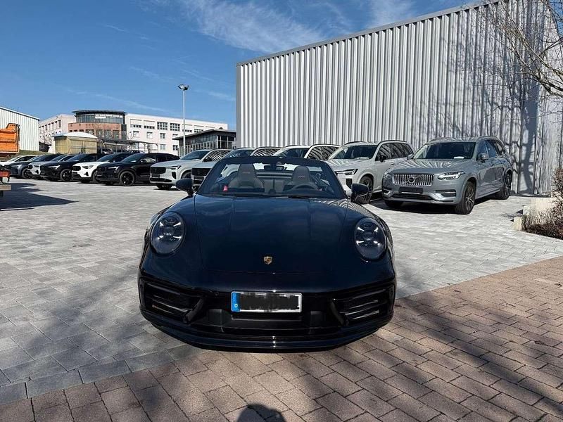 Gebraucht Porsche 992 480 PS (353 kW) 2023 Tiefschwarz Cabrio