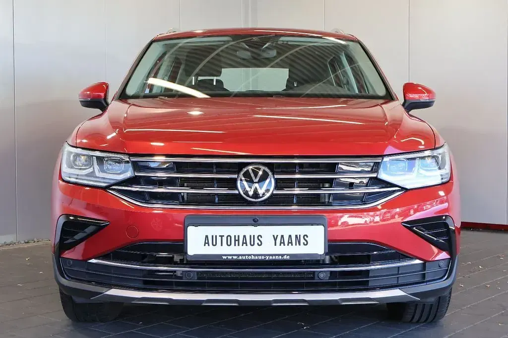 Gebraucht VW Tiguan Elegance 245 PS (180 kW) 2021 Rot SUV