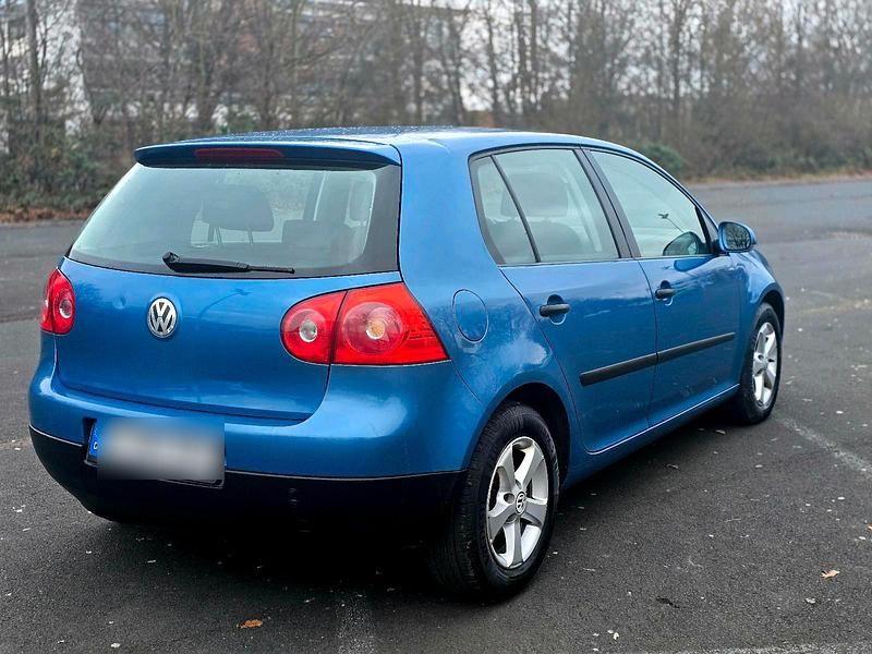Gebraucht VW Golf IV 140 PS (102 kW) 2005 Blau Limousine