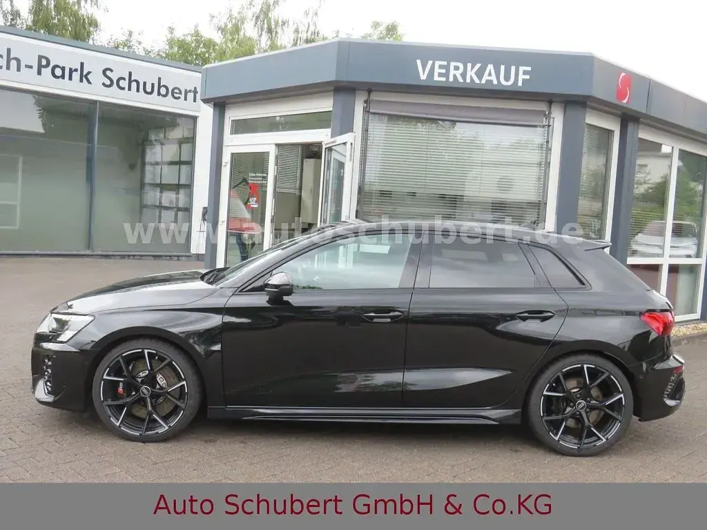 Gebraucht Audi RS3 Sport 400 PS (294 kW) 2023 Schwarz Limousine