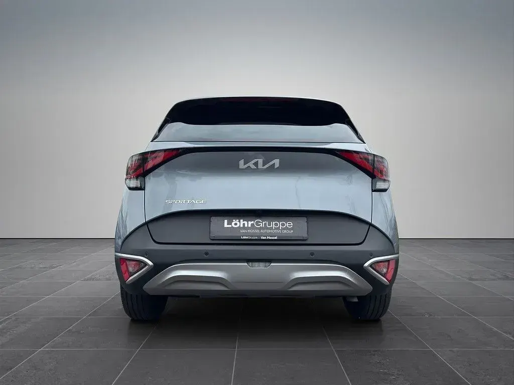 Gebraucht Kia Sportage Vision 150 PS (110 kW) 2022 Silber SUV