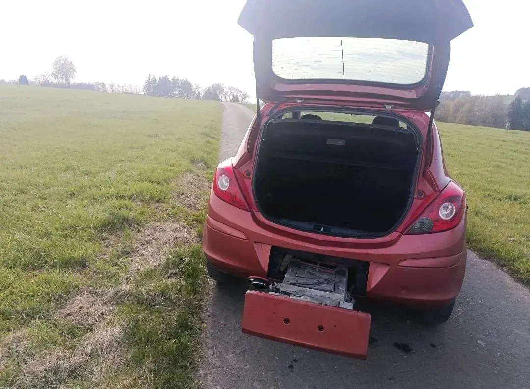 Gebraucht Opel Corsa Satellite 87 PS (63 kW) 2012 Andere farben Kleinwagen