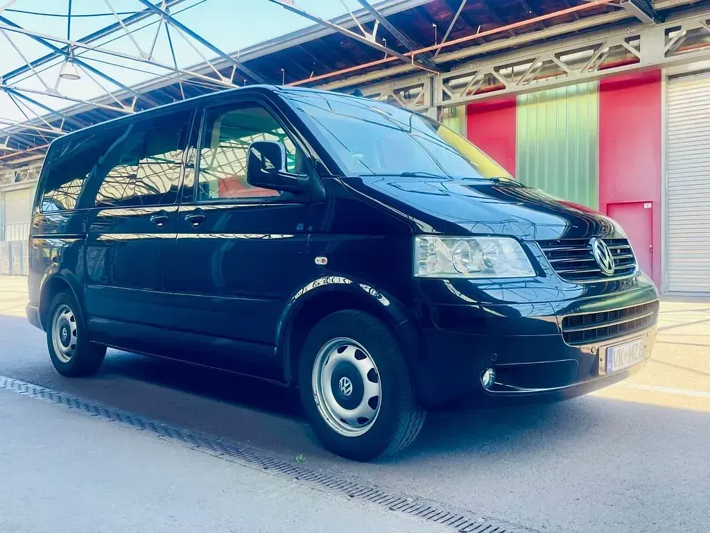 Gebraucht VW Multivan Highline 174 PS (127 kW) 2009 Schwarz Van / Kleinbus