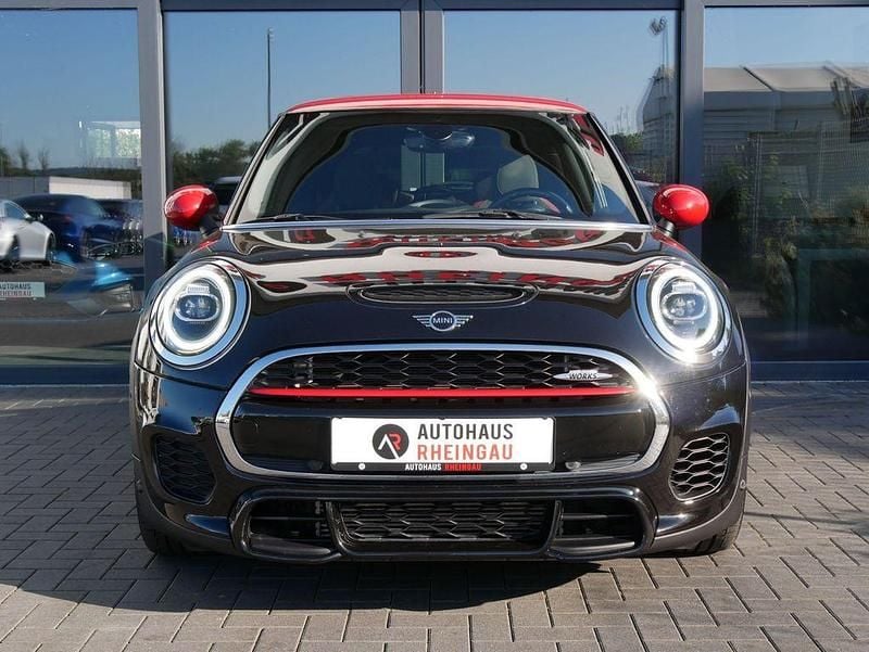 Gebraucht Mini John Cooper Works 231 PS (169 kW) 2018 Schwarz Kleinwagen