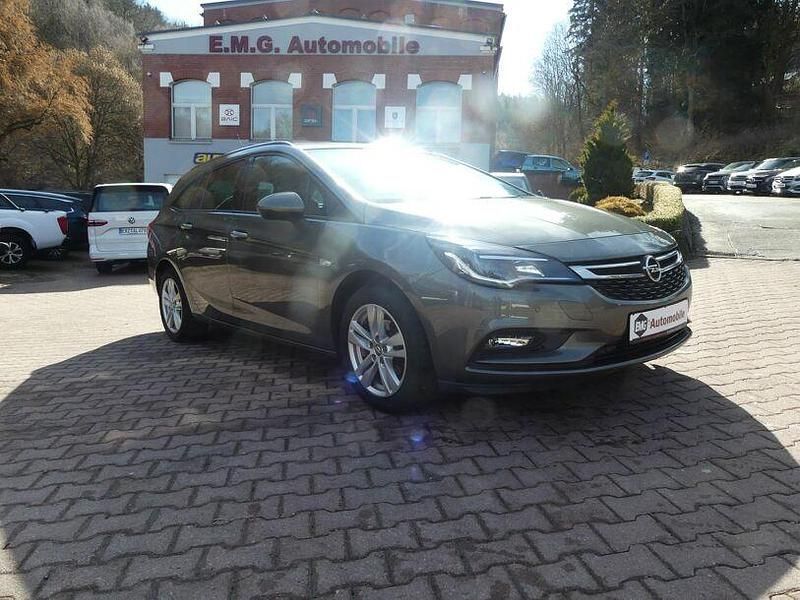 Gebraucht Opel Astra 110 PS (80 kW) 2017 Grau Kombi
